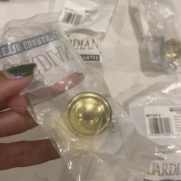 Lot of 16 Amerock  Mushroom Style Gold Tone Drawer Cabinet Knob Handle 1.25" - Picture 6 of 13